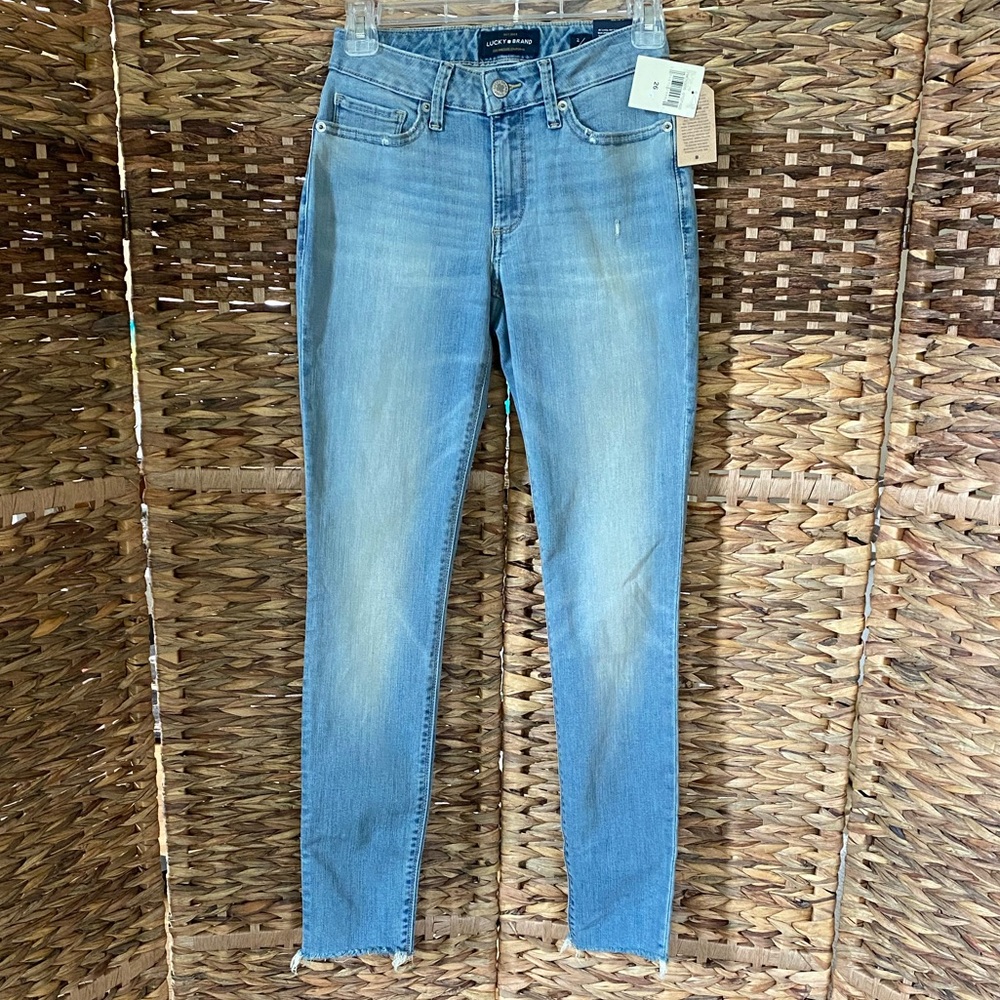 Lucky Brand Light Wash Sasha Super Skinny Jeans